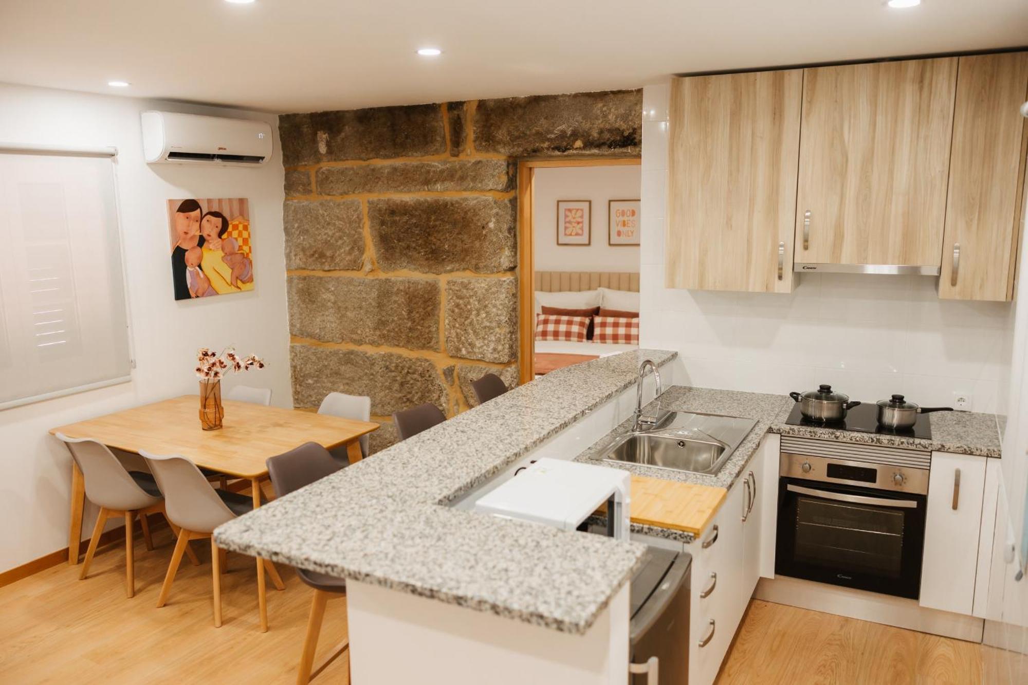 Alvarenga Apartments מראה חיצוני תמונה